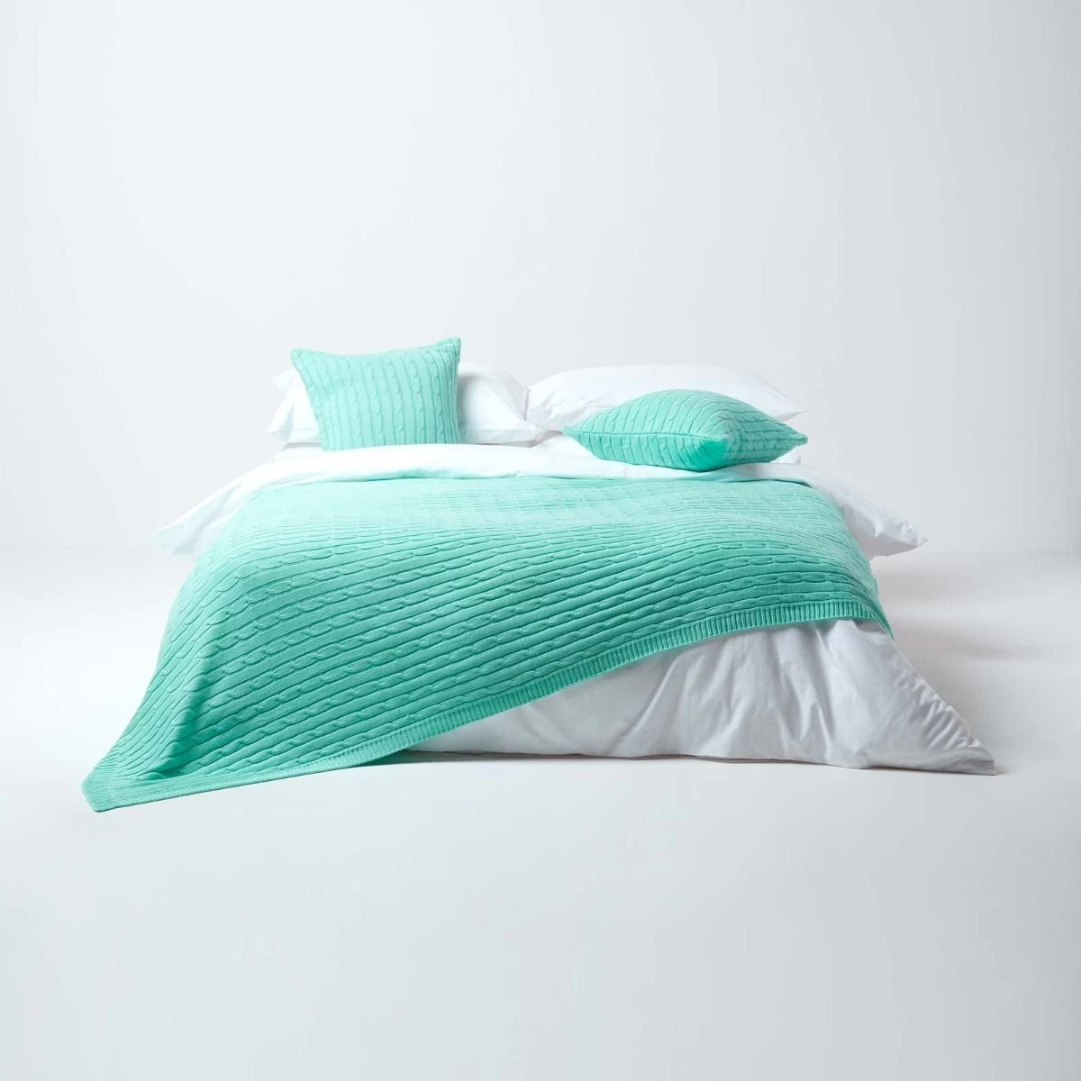 Cotton Cable Knit Pastel Green Throw - Image 4