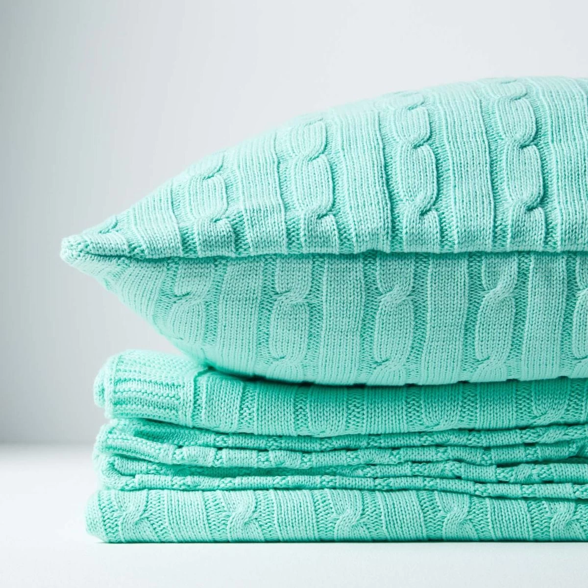 Cotton Cable Knit Pastel Green Throw - Image 7