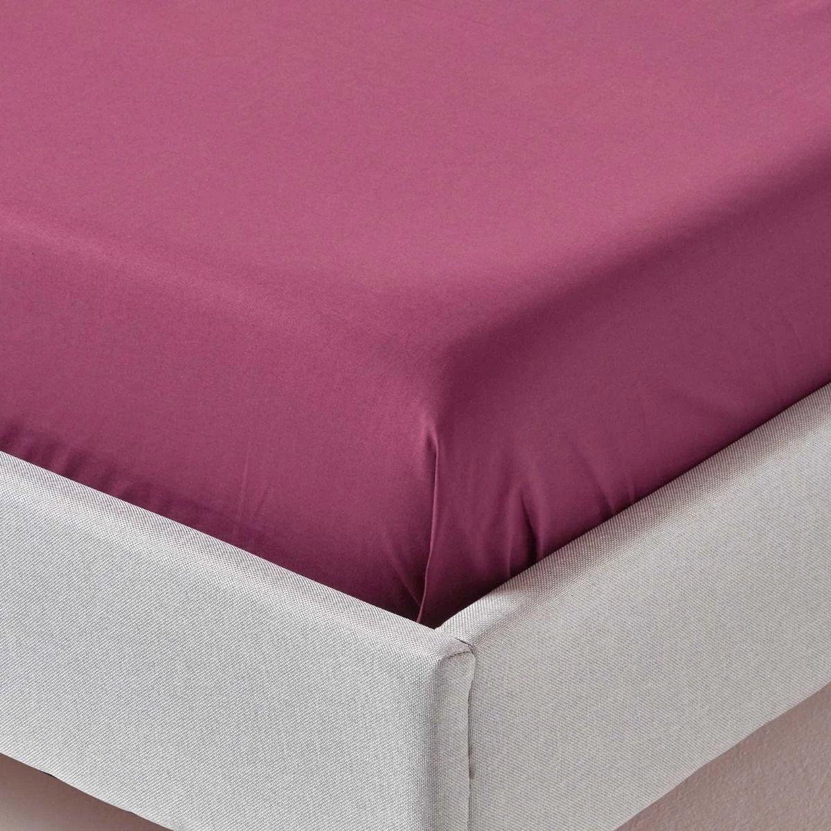 Plum Egyptian Cotton Flat Sheet 200 Thread Count - Image 3