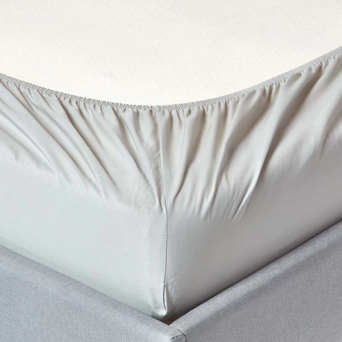 Silver Grey Egyptian Cotton Fitted Sheet 200 TC - Image 2