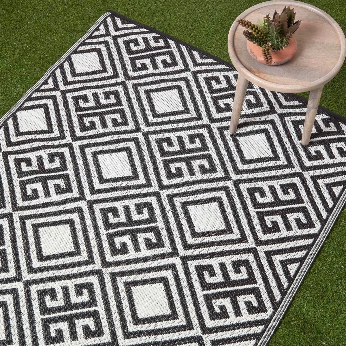 Black And White Geometric Design Reversible Outdoor Rug - Image 2