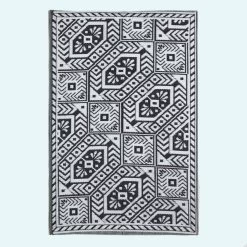 Black & White Outdoor Rug With Geometric Aztec Design, 120 X 180 Cm