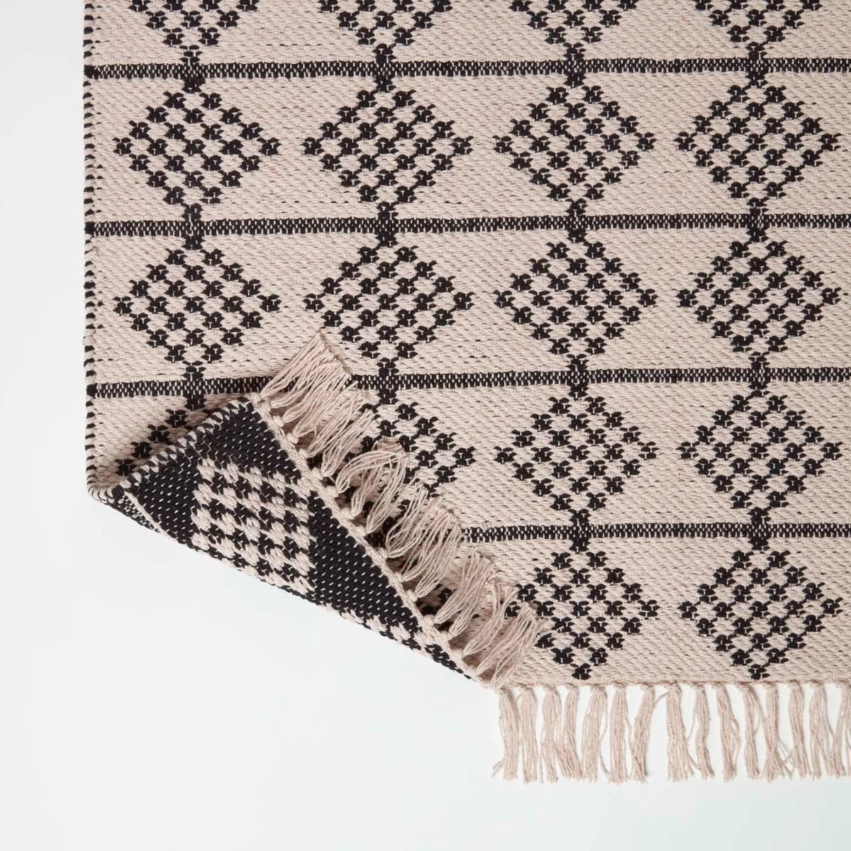 Adana Handwoven Monochrome Cotton Textured Rug - Image 5