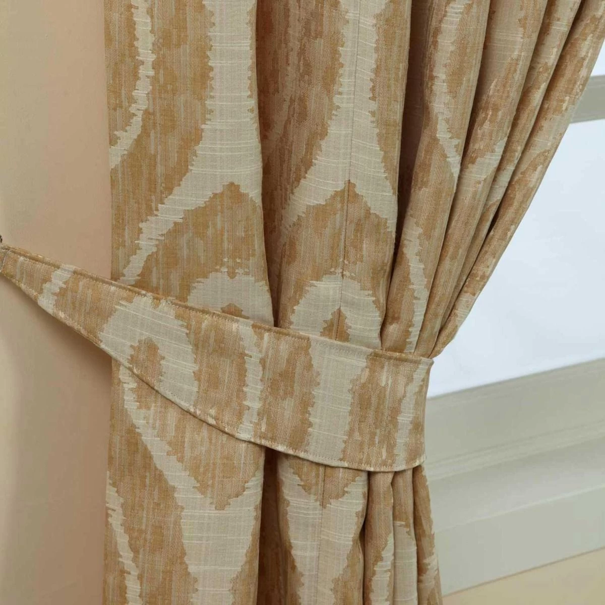 Cream And Gold Jacquard Curtain Abstract Ikat Design Fully Lined With Tie Backs, 46 X 72" Drop - Image 2