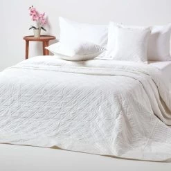 Cream Paragon Diamond Geometric Velvet Bedspread