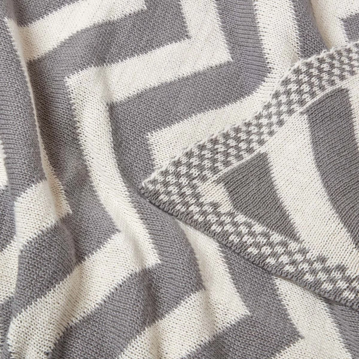 Grey Chevron Cotton Knitted Throw - Image 5