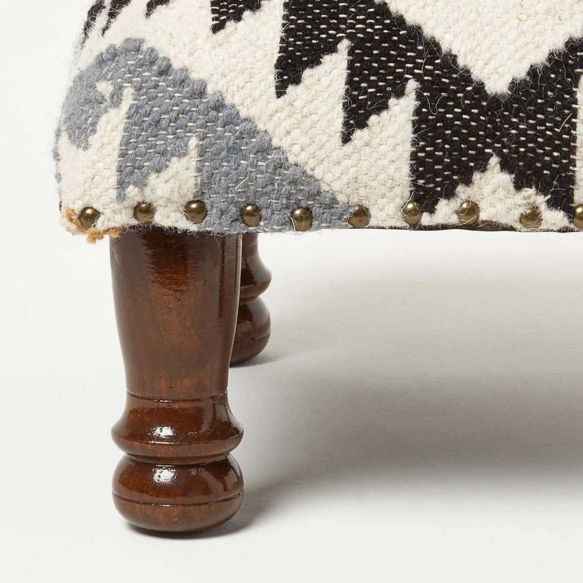 Agra Handwoven Kilim Footstool - Image 6